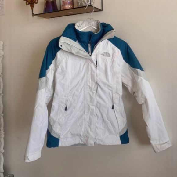 🪞 NEW north face waterproof 2 in 1 lined puff zip front women’s jacket coat - Picture 2 of 9